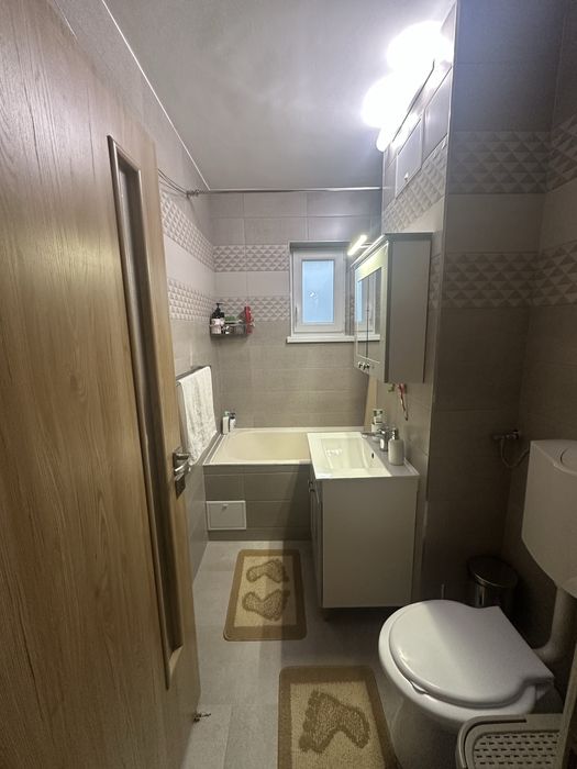Persoana Fizica PF Proprietar vand apartament 2 camere decomandat Grigorescu Donath 188