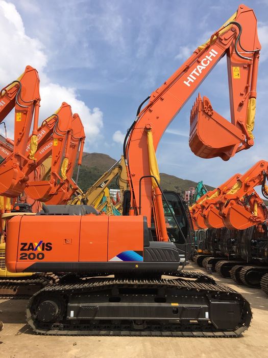 Гусеничный экскаватор HITACHI ZX200-5A ковш 1 м3