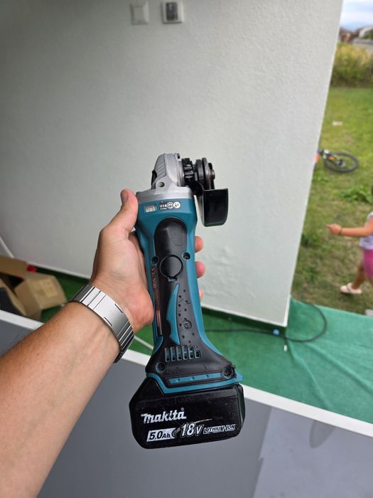 Polizor unghiular Flex Makita DGA-452