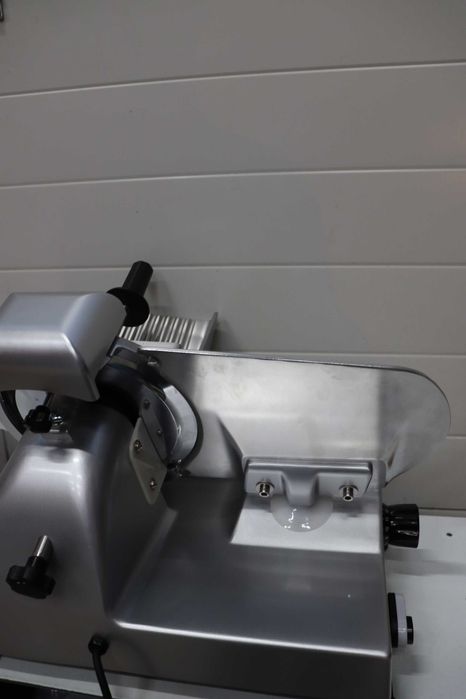 H.Koenig MSX220 Професионална машина за рязане на шунка, месо,наденица