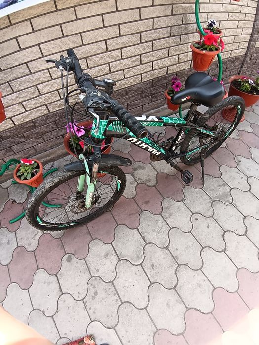 Продам спортивный велосипед