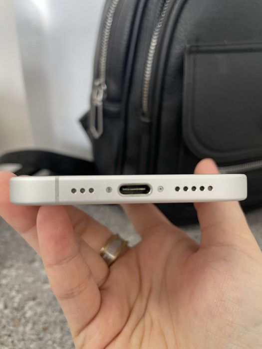 Айфон 16 128 гб 90%