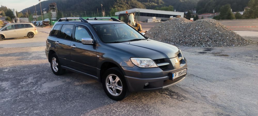 Mitsibihi outlander 2.0 136 к.с 4x4