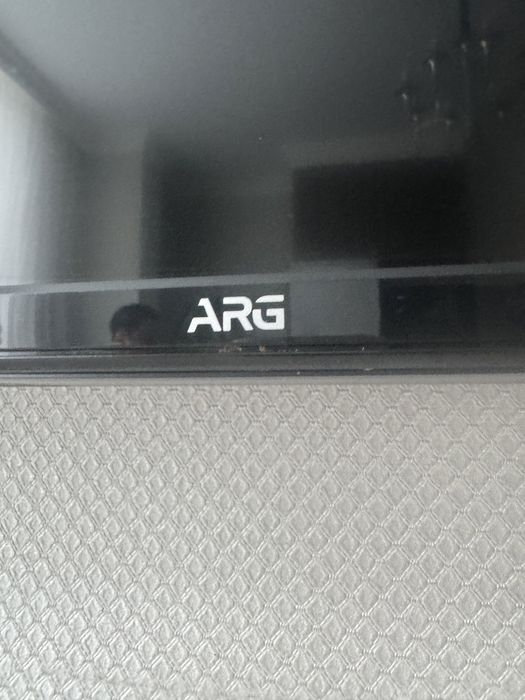 Продам современный телевизор.