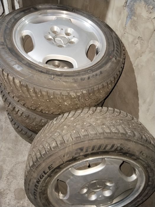 Продам диски с резиной Мерседес