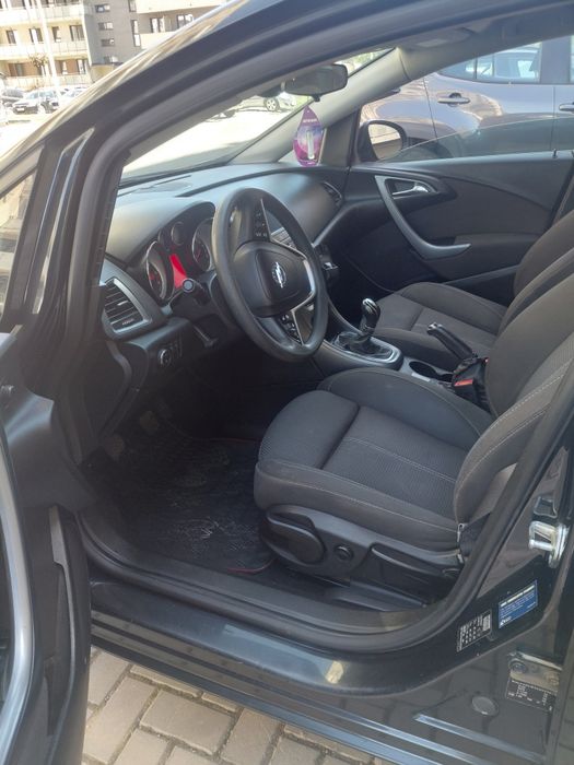 Opel Astra J 2014 1.7 cdti