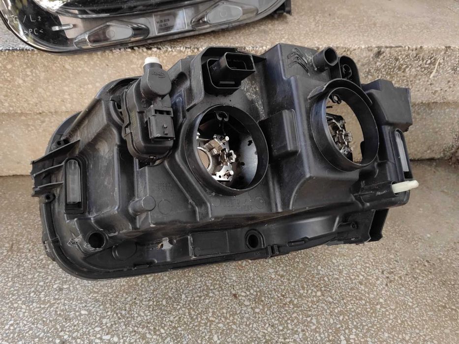 Фарове Citroen C3 ляв десен /Фарове Ситроен Ц3 /Фар Citroen C3 Оригина