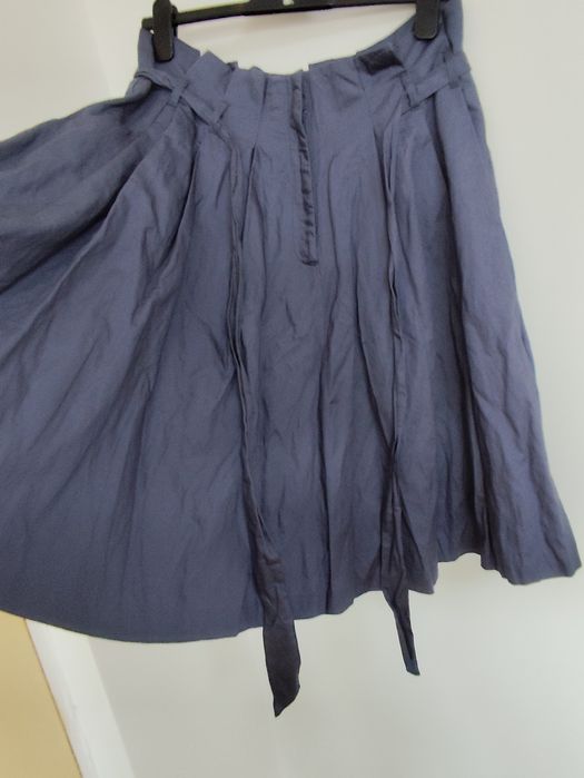 H&M fusta cu pliuri