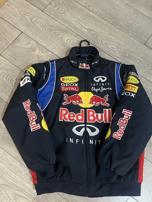 Редбул(Redbull) бомпер.С бирками.О цене договоримся.