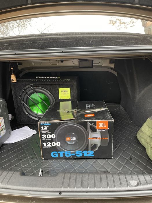 Сабвуфер 1200 ват