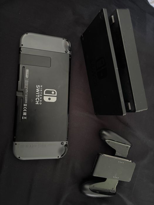 Продам Nintendo Switch