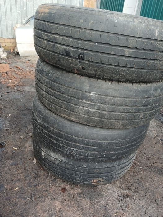 Продам резину на 16