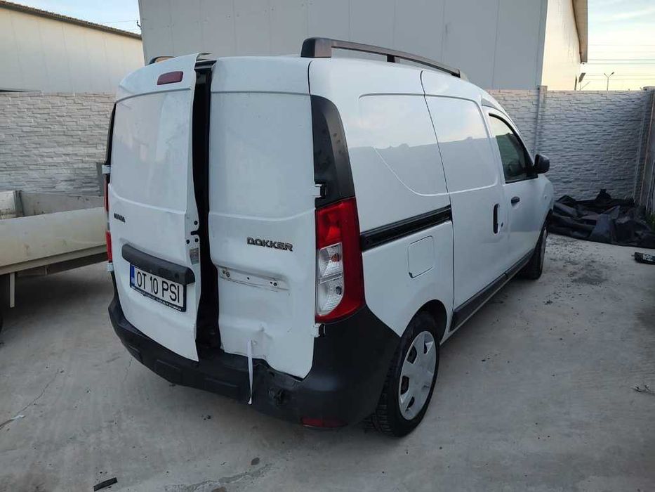 Dezmembrez Dacia Dokker 1.5 dCi K9K-C6 90 Cai Cutie Viteze JR5341
