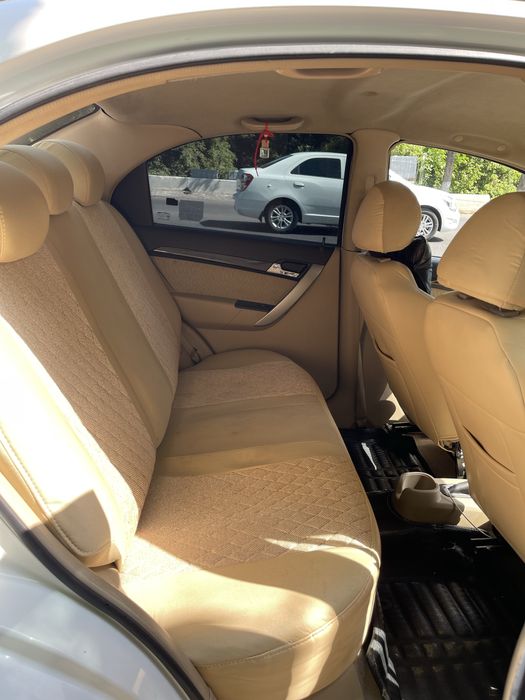 Nexia 3 avtomat kelishamiz