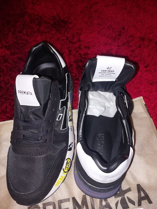 Adidași Premiata 483