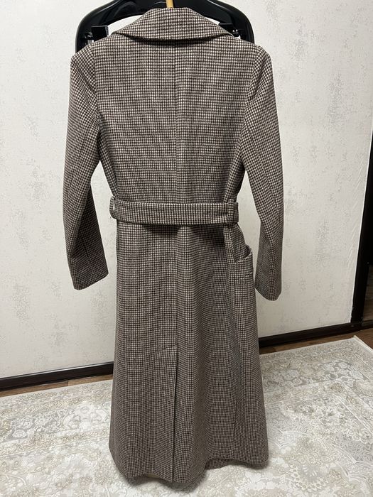 Продам пальто 15000 тенге