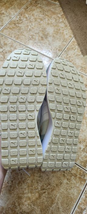 Продавам маратонки