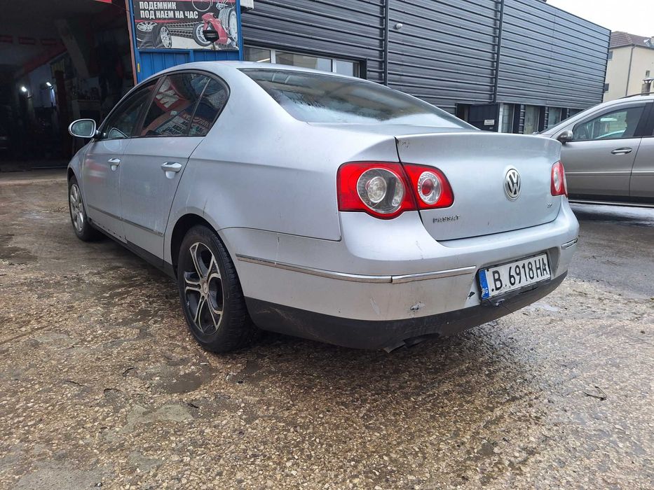 Продавам Пасат 6 2.0 TDI