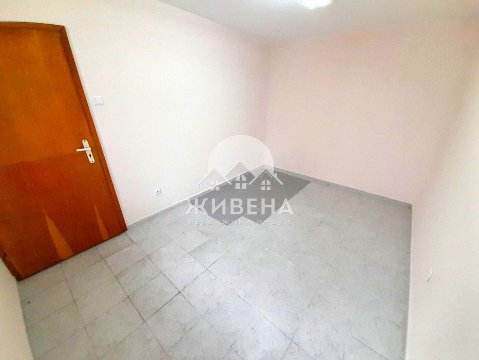 Дава се под наем Къща в Варна, Операта - 180 кв.м за 1050 € - Снимка #6