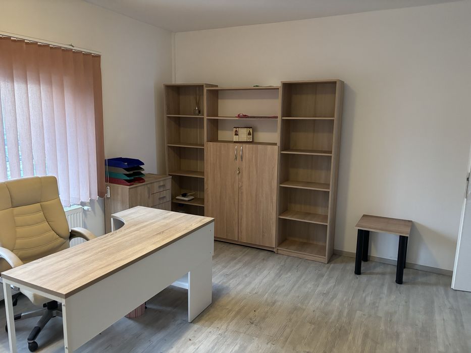 Inchiriez birou in deva