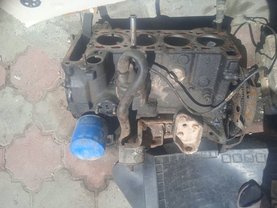 Продаются блоки на Ниву и Жигули