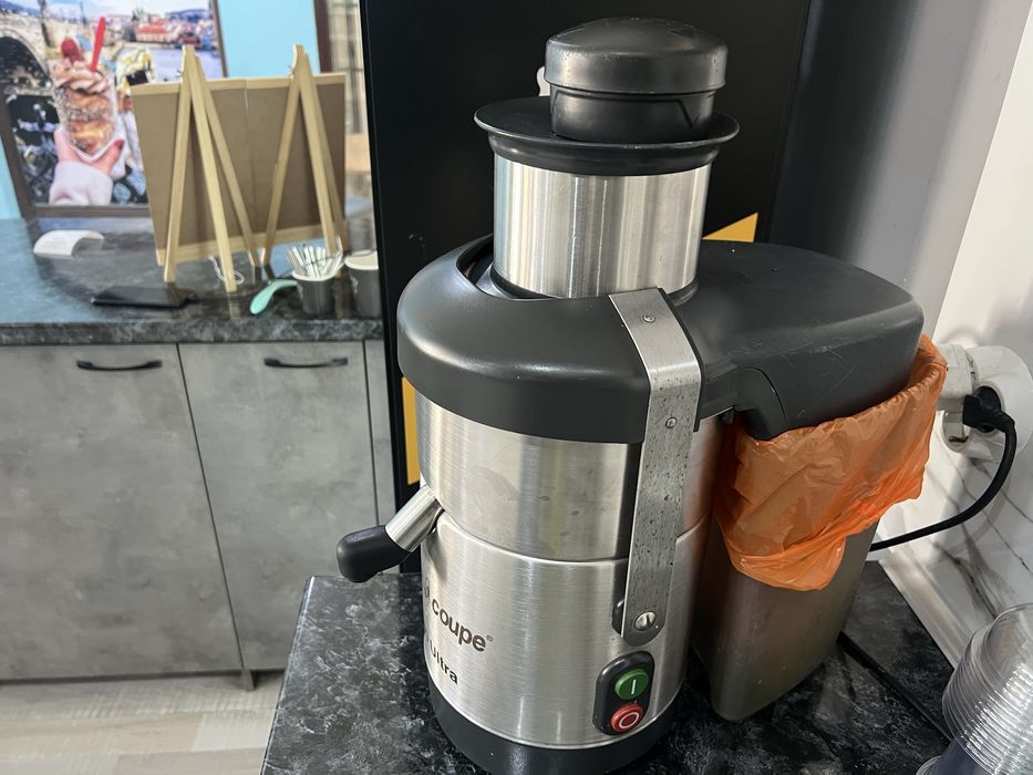 Професионална фреш машина