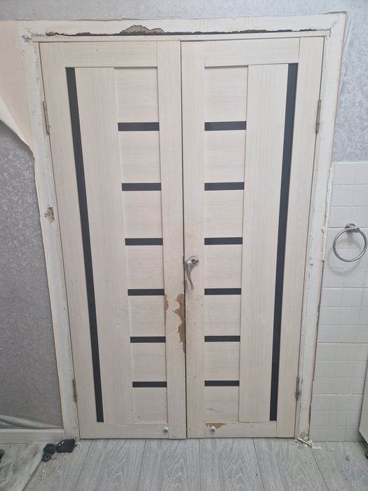 Продам двери . ЕСЫКТЕР