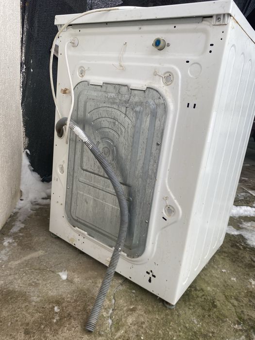 Vând mașină de spălat rufe