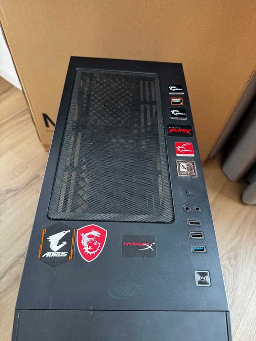 Carcasa PC DeepCool Matrexx 55 V3 + 3 Ventilatoare Be Quiet - 120mm Mid Tower ATX 440x210x480mm