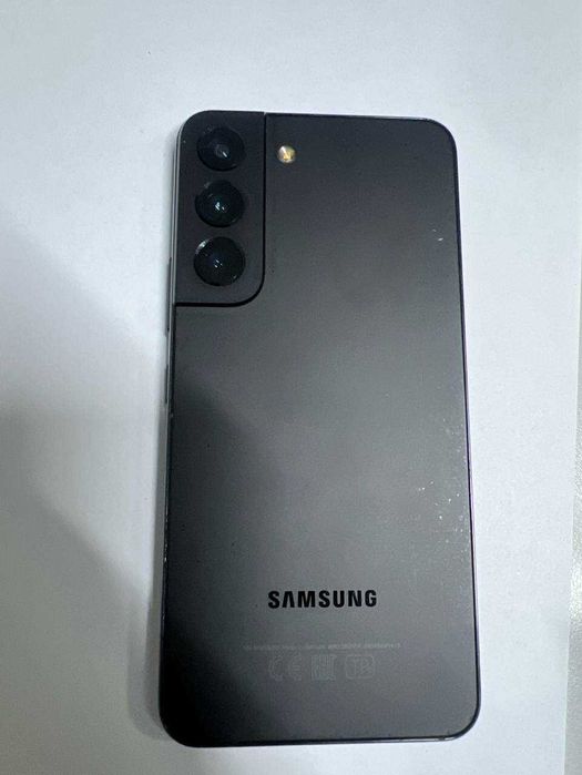 Марка :  Samsung Galaxy S22