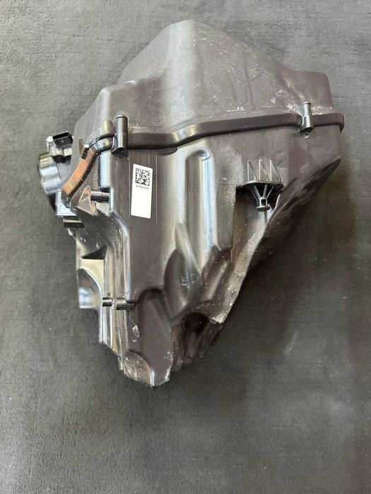 Carcasă filtru aer BMW SERIA 5 G60 550E