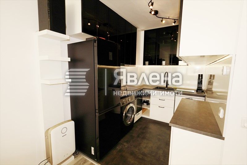 Продава се Тристаен апартамент в София, Лозенец - 100 кв.м за 3700 €/кв.м - Снимка #6