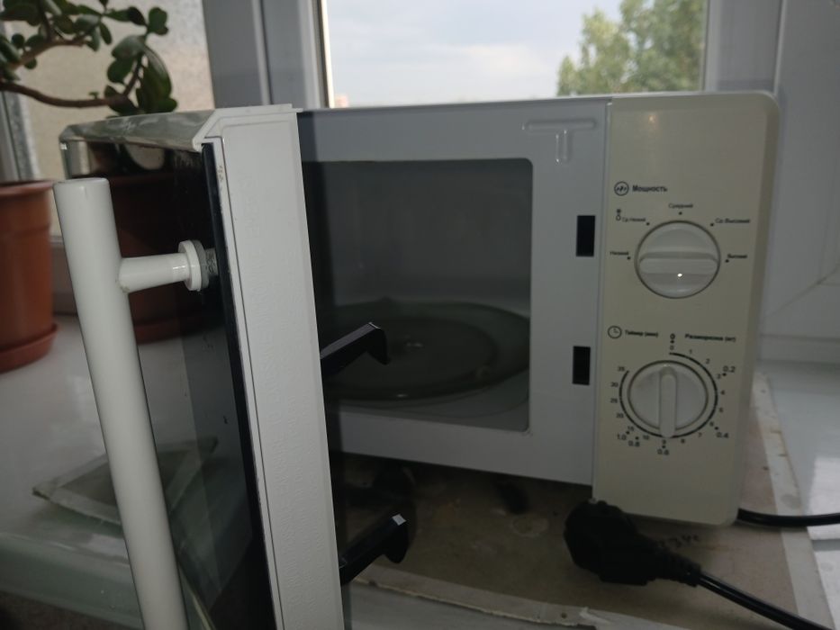 Продам микровалновку