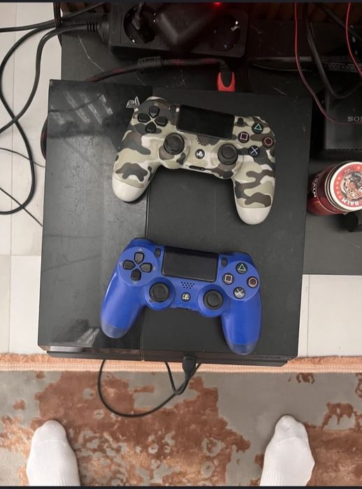 Продам Ps 4 Fat.