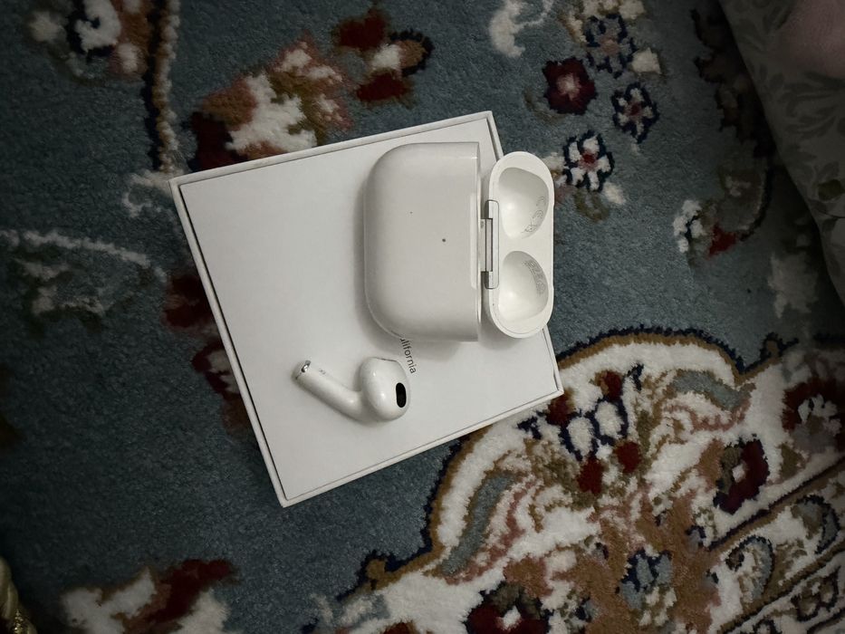AirPods 3 оригинал правая стороная