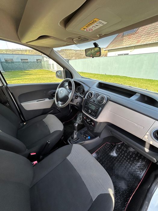 Vand  sau Schimb Dacia DOKKER