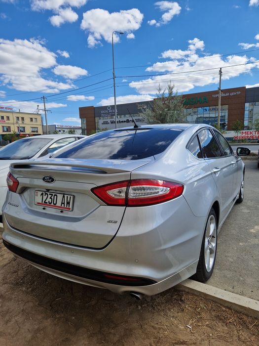 Ford Fusion 2015