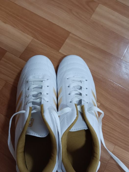 Сороконожки, бело-золотой