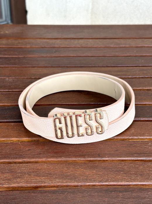 Дамски колан GUESS Meridian - размер М (90см), Отлично състояние