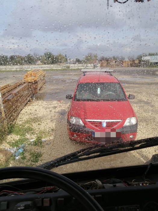 Vând Dacia Logan MCV 7 locuri