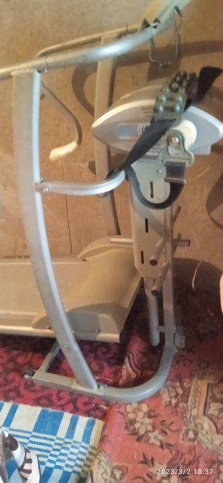 Прадаётся бегушый дорожка