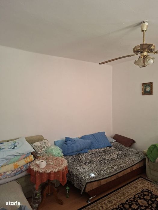 Casa de vânzare Calopăr 1200 mp 4 camere