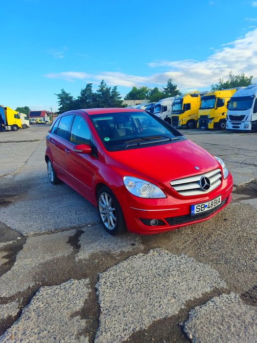 Mercedes cutie automată