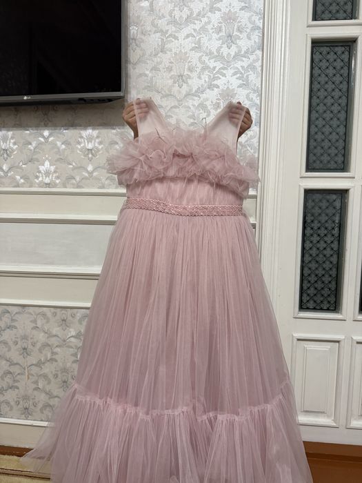 Turkiya koylagi 2 martta toyga kiyilgan 8 yosh qizlarga togri keladi .