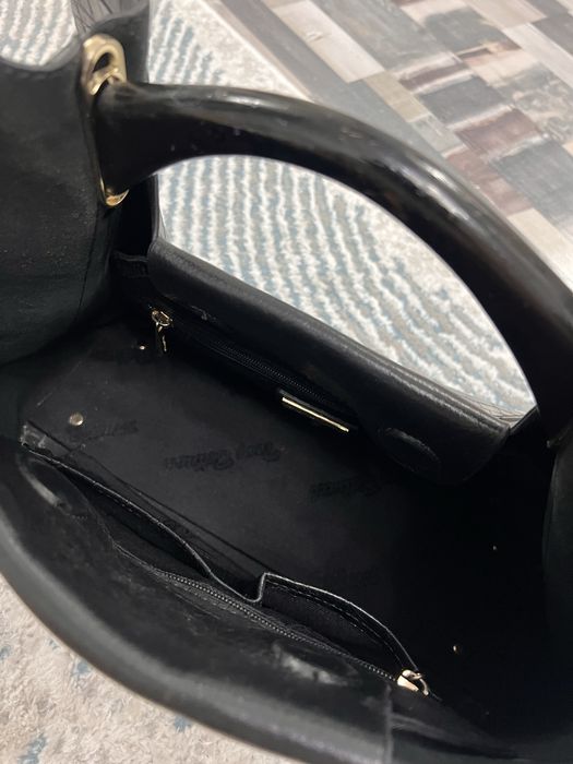 Сумка кожанная черная