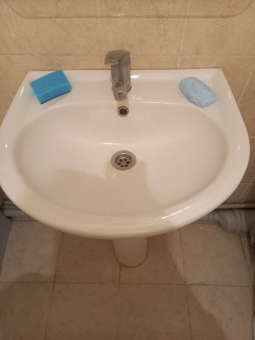 Продам умывальник б/у