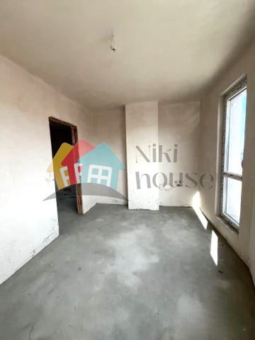 Продава се Четиристаен апартамент в Варна, Аспарухово - 187 кв.м за 1027 €/кв.м - Снимка #7