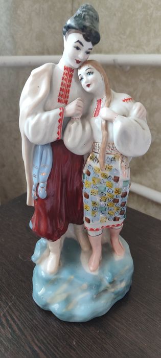 Статуэтка фарфор Казак и казачка