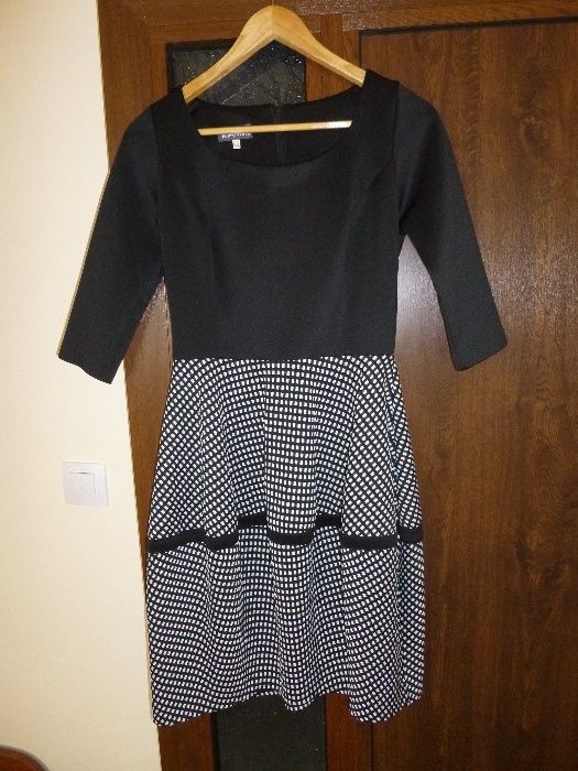 Дамска рокля-като нова!