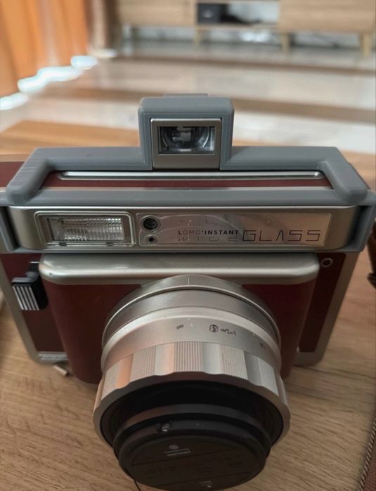 Lomo Instant Wide Glass